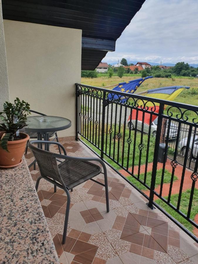 Casa Brancusiana Appartement Târgu Jiu Buitenkant foto