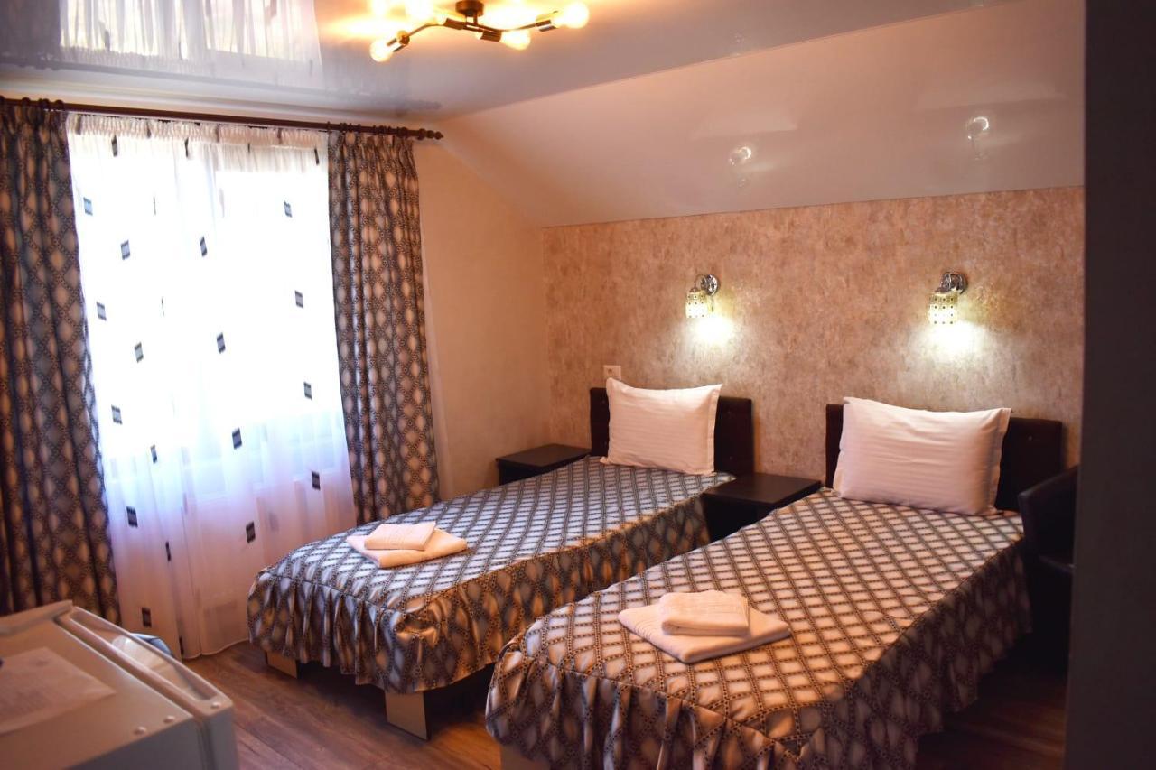 Casa Brancusiana Appartement Târgu Jiu Buitenkant foto