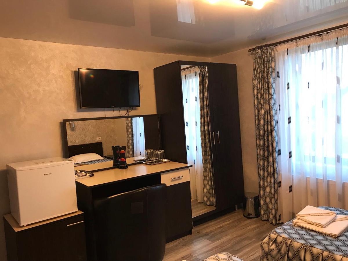 Casa Brancusiana Appartement Târgu Jiu Buitenkant foto